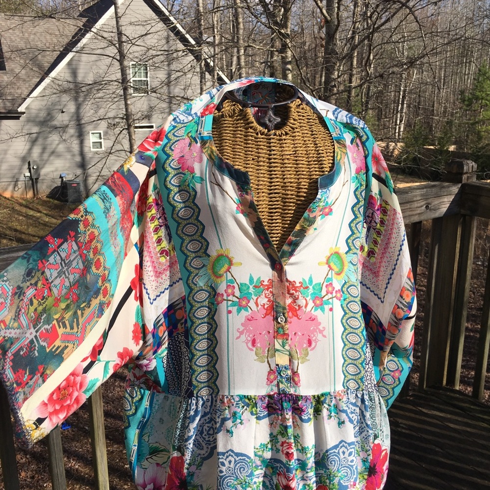 Johnny Was Med silk top blouse-guc